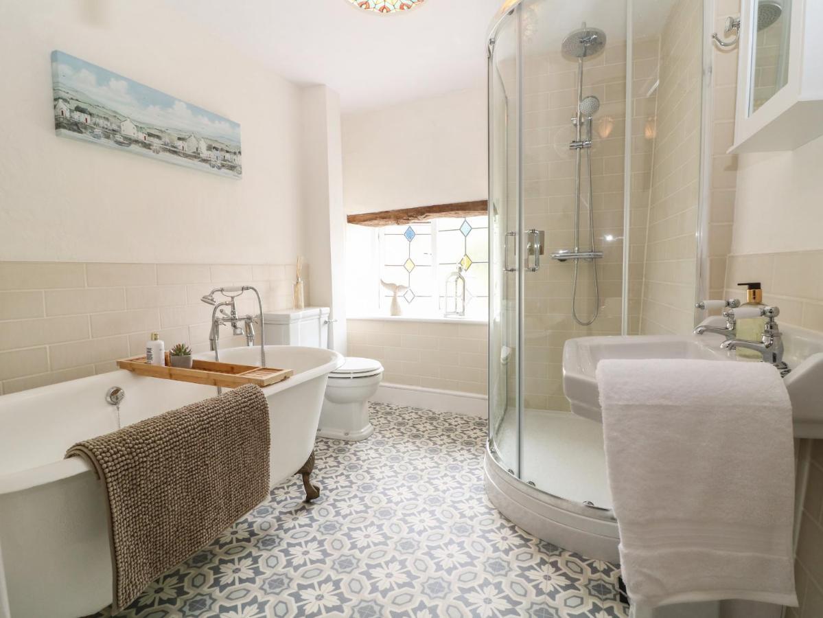 Tuesday Cottage Bourton-on-the-Water Extérieur photo