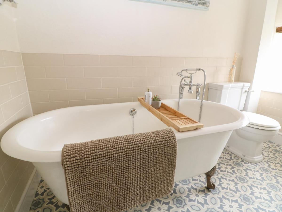 Tuesday Cottage Bourton-on-the-Water Extérieur photo